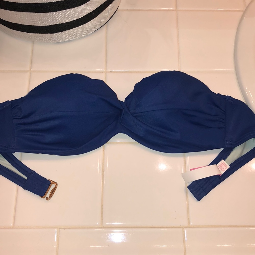 Victoria’s Secret Bikini Top